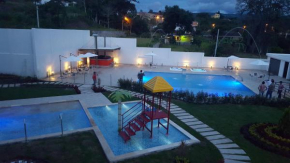 Отель Hotel Palmeras De Luz  Моникира